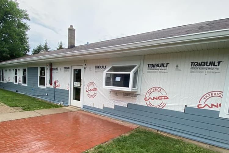 side-view-siding-replacement